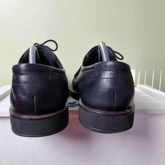 Ecco Men\'s Biarritz Oxford shoes black size 9 to 9.5 main image 4